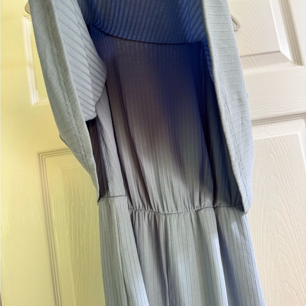 Stylish Blue Ribbed Romper - Picture 3 of 4